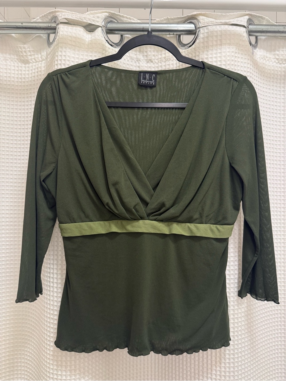 Y2K INC Olive Green V-Neck Surplice Top - Large